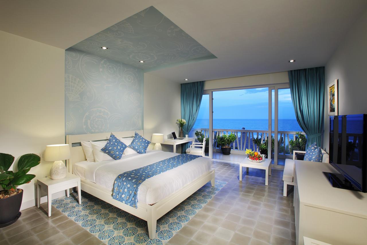 Phòng ở Mũi Né tiện nghi, hiện đại và thường có tầm nhìn ra biển rất đẹp.